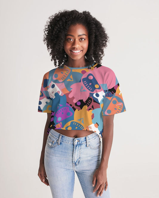 Hove Above Fear Women's Lounge Cropped Tee